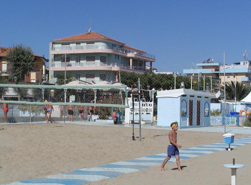 Albergo Villa Mauri Rimini Luaran gambar