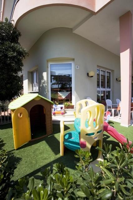 Albergo Villa Mauri Rimini Luaran gambar